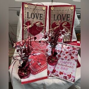 Valentine’s Day Value Decorating Bundle.